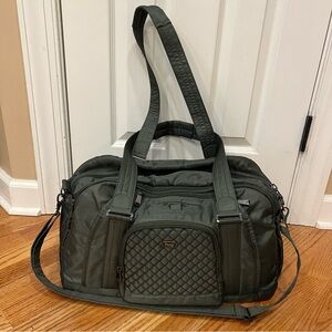 Lug Propeller Overnight Bag Weekender Duffle Bag Quilted Green Long Straps